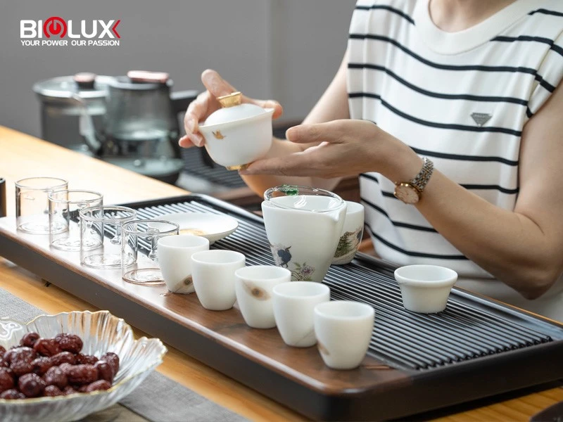 tea and BIGLUX 2 tea and BIGLUX 2